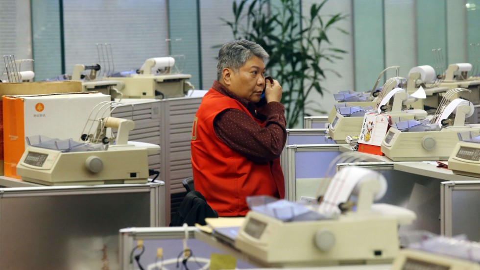Hong Kong, China stocks close mixed on weak results and ...