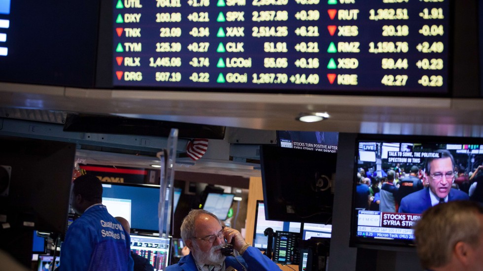 Free amateur sleeping pussy licking