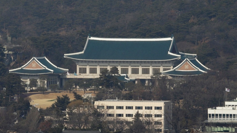 Palace intrigue: new South Korean leader to partly abandon ...