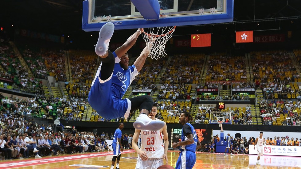 Low turnout but Hong Kong basketball fans are treated to NBA skills
