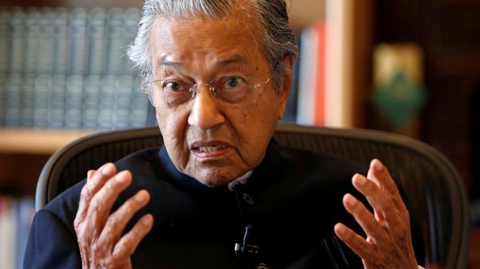 Najib-Mahathir feud masks Malaysia’s bad budgetary ...