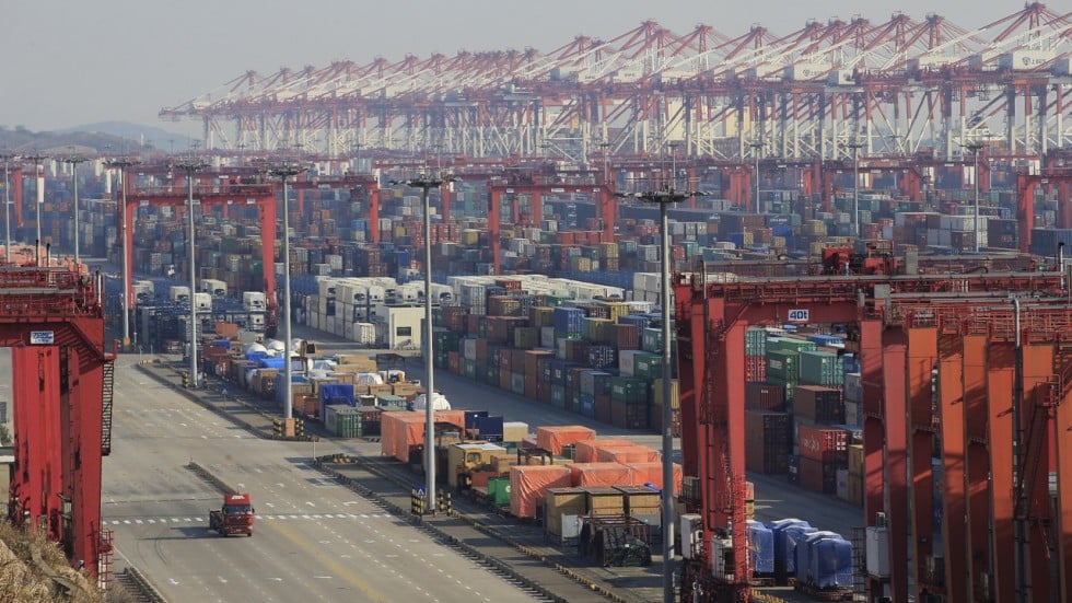 Shanghai port embraces new technology in arms race to ...