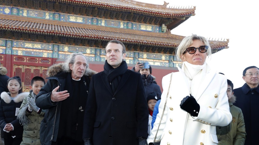 Macron charms China as he grapples with the Chinese ...