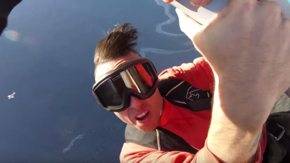 canadian singer jon james mcmurray who was rapping on plane wing