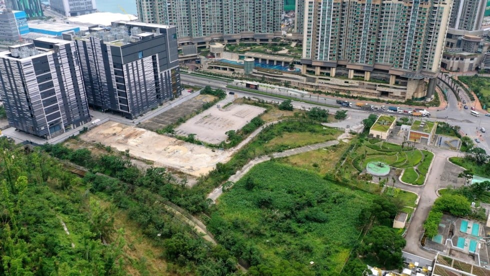 Hong Kong’s race with Singapore to be Asia’s data centre hub gets