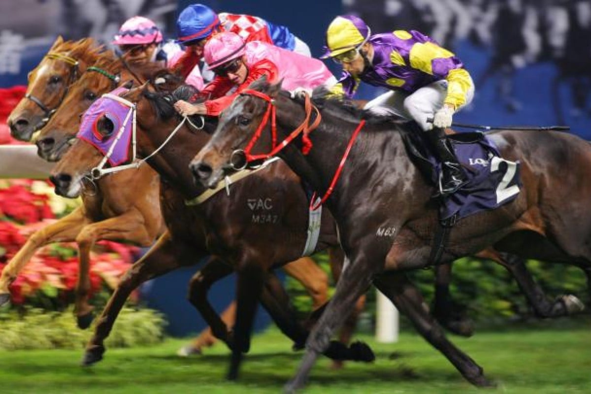 Noble Deluxe (outside) narrowly wins the fourth leg of the series for trainer Peter Ho to give Joao Moreira the title. Photo: Kenneth Chan