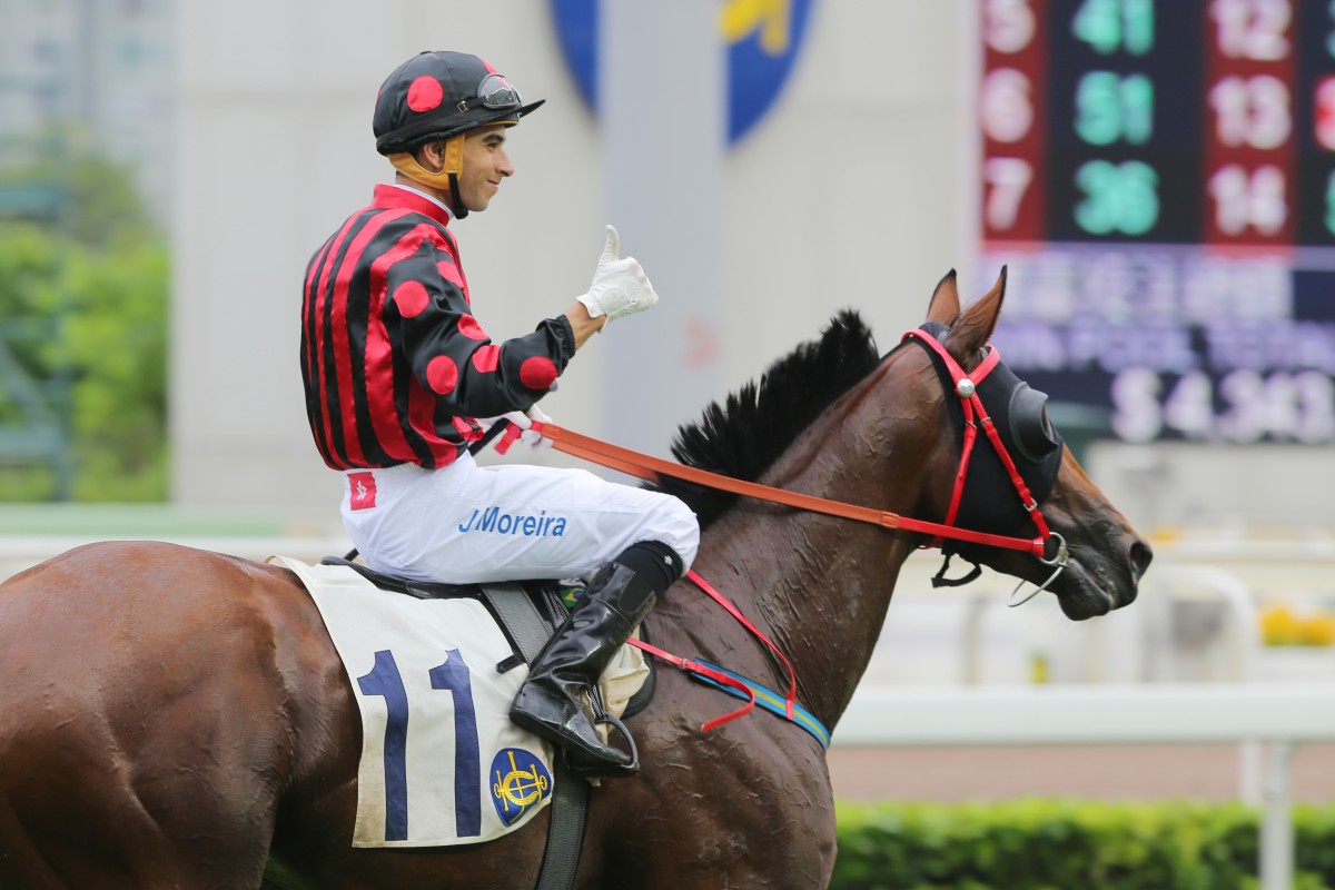 Joao Moreira returns on blueblood Thewizardofoz after the three-year-old maintained his unbeaten record. Photo: Kenneth Chan