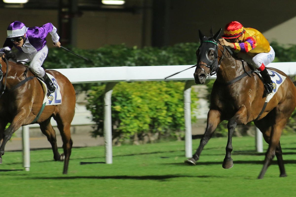 King Of Smarts is just grabbed late by stablemate Chans Delight on the outside. Photo: Kenneth Chan