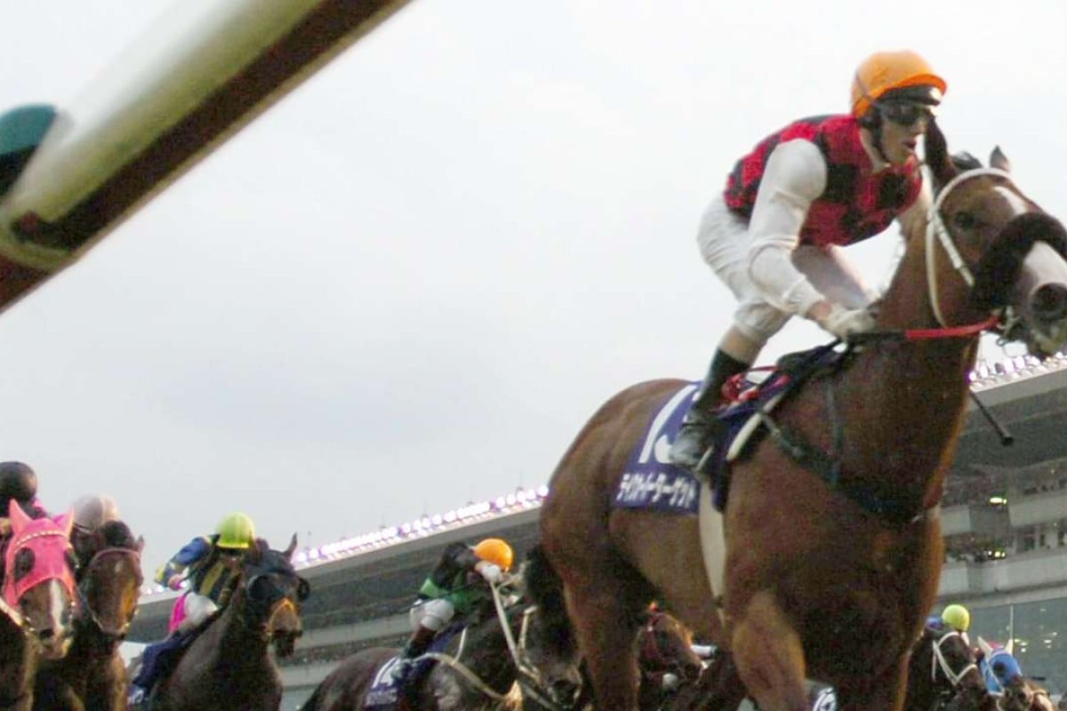 Takeover Target wins the 2006 Sprinters Stakes at Nakayama. A decade on, his namesake is winning turf features in the United States. Photo: AP