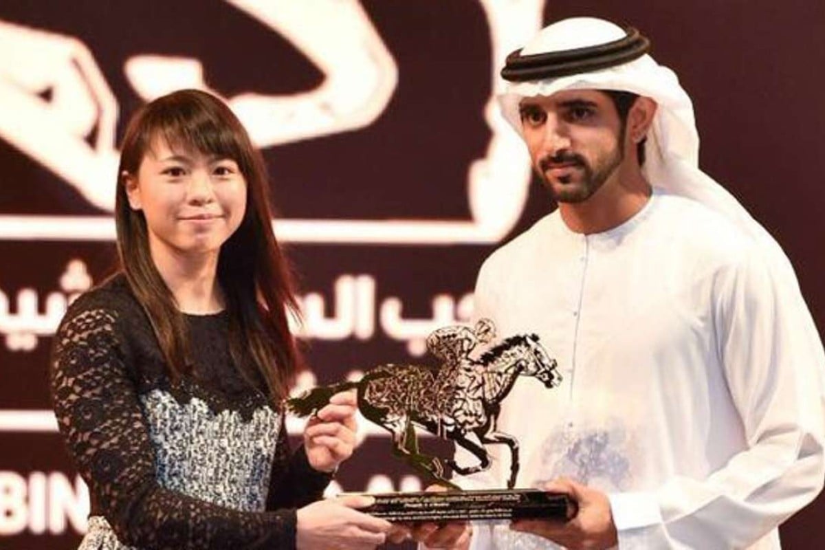 Kei Chiong receives the People’s Choice Award at the Dubai World Cup Welcome Reception in recognition of her four-win performance at Sha Tin in April. Photos: handout.