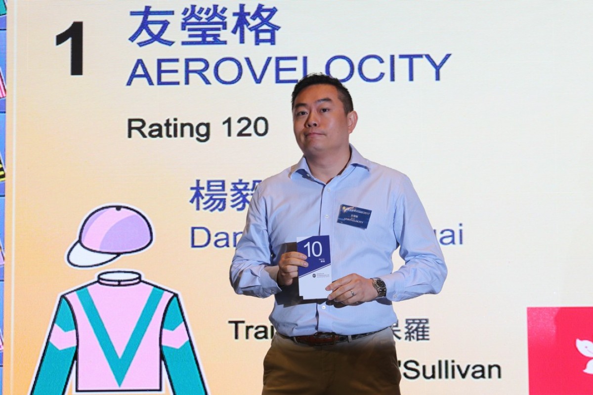 Aerovelocity’s owner Daniel Yeung Ngai draws barrier 10 in the Chairman’s Sprint Prize barrier draw at Sha Tin Race Course. Photos: Kenneth Chan