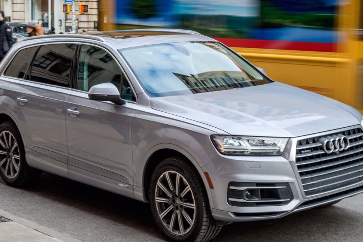 Which Luxury Suv Is The Better Bet Audi S Q7 Or Volvo Xc90 The Stylish Audi Q7 Suv Which Offers A Comfortable Ride Confident Steering And Strong