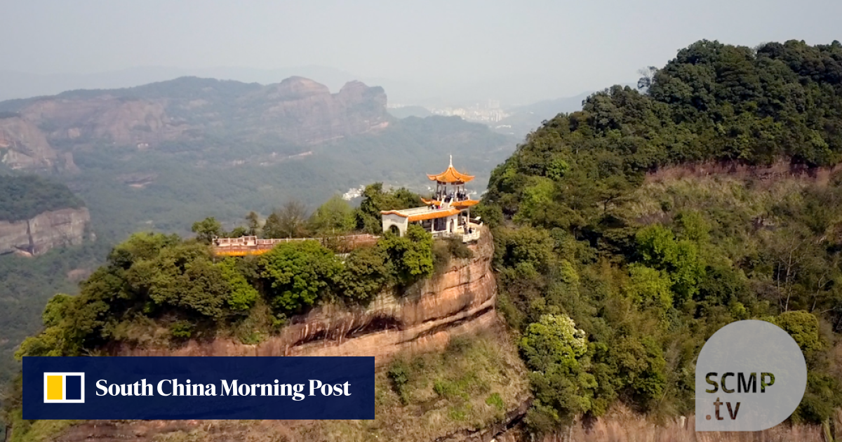 Outlandish peaks and rock structures in China’s Danxia Shan | South ...