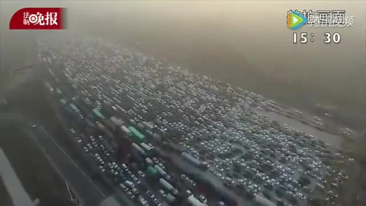 Drone footage captures jaw-dropping traffic jam at the expressway toll stations in Beijing &amp; Hebei